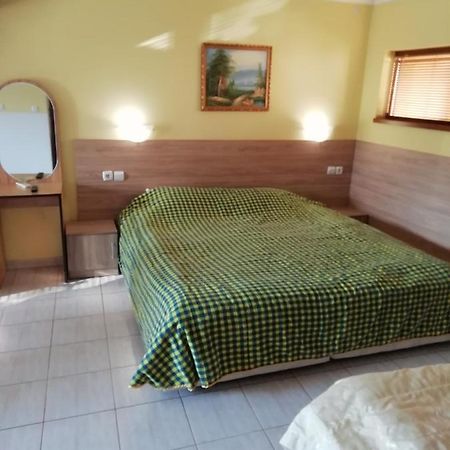 Трите Щерки Tryavna Exterior foto